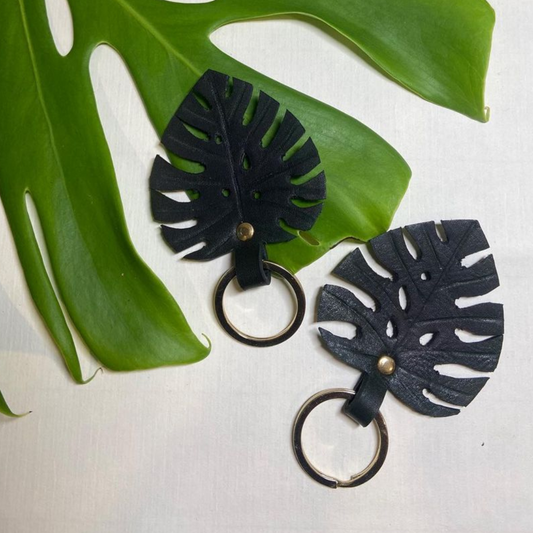 Monstera Keyring