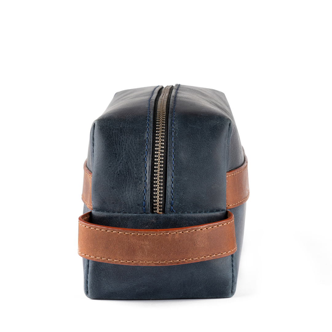 Eagle- Leather Toiletry Kit