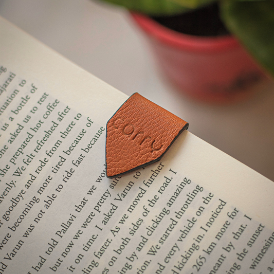 Arrow- Magnetic Bookmarks