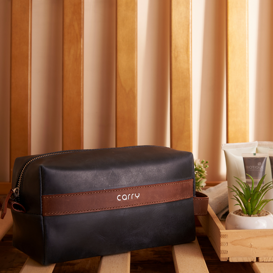 Eagle- Leather Toiletry Kit